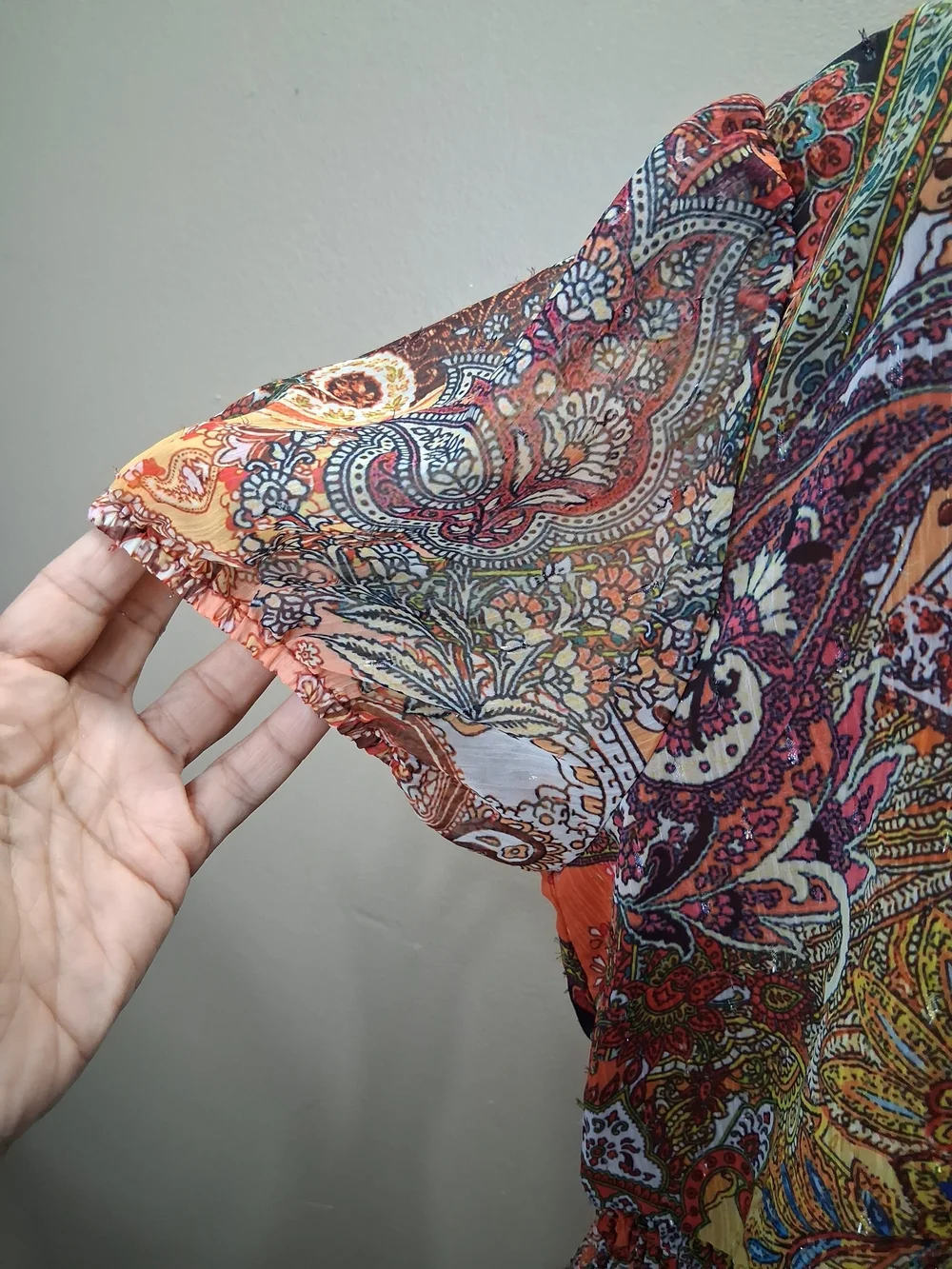 GUESS Eco Paisley Fields Print Peplum Top (Fits Medium/Large)